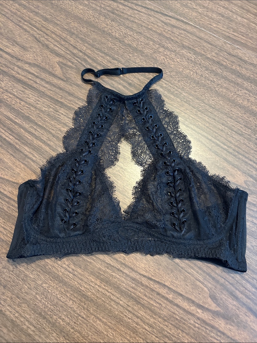 Victoria's Secret XL Very Sexy Black Lace Halter Bralette with Lace Up Front